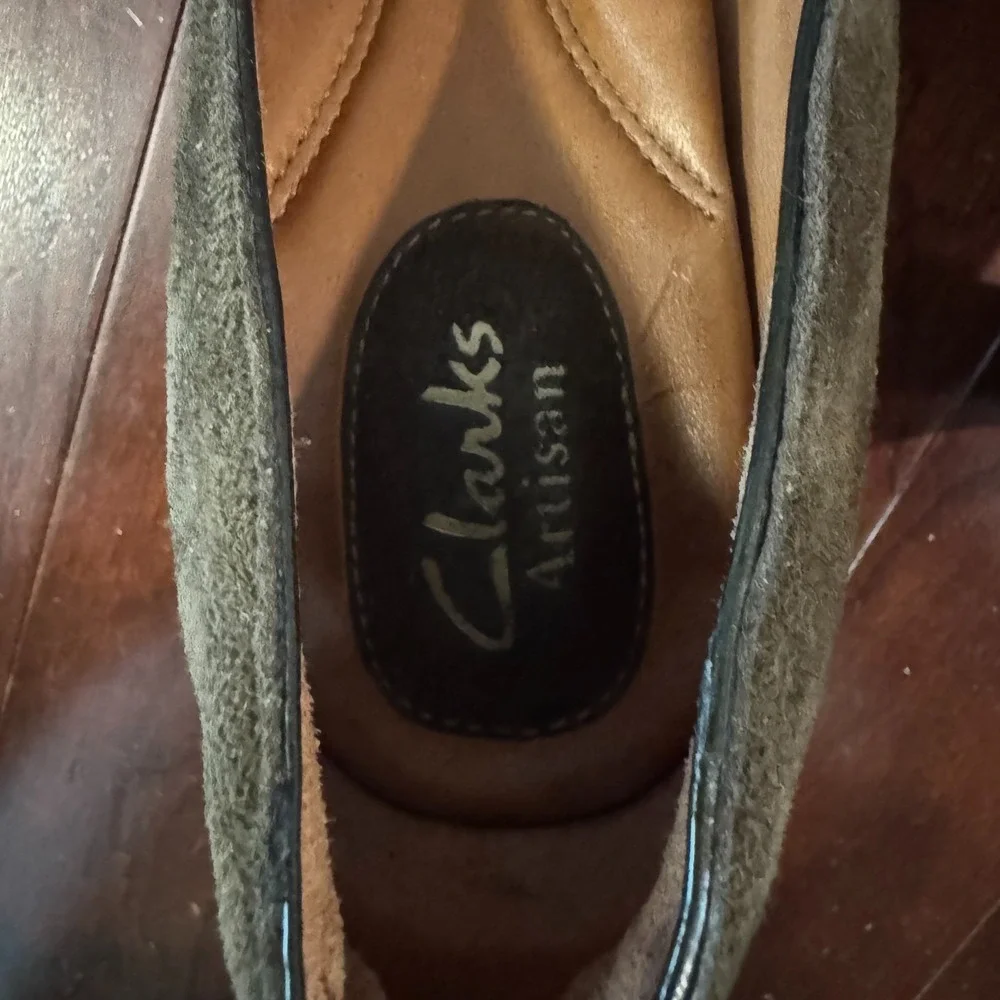 Clarks Artisan Olive Green Suede Peep Toe Bow 3